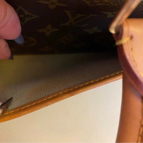 Louis Vuitton Deauville Brown Monogram Satchel